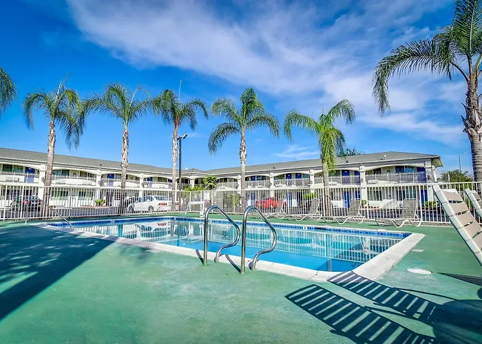 Motel 6 Garden Grove